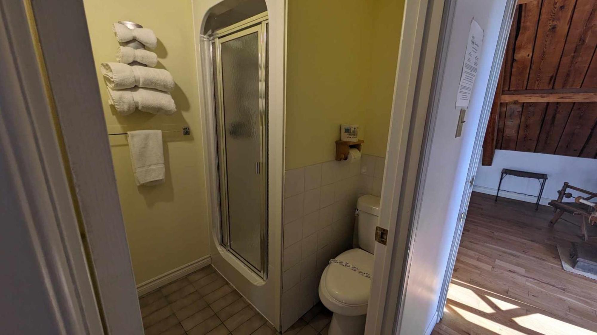 La Maison Rousseau Hotel Montmagny Quarto foto