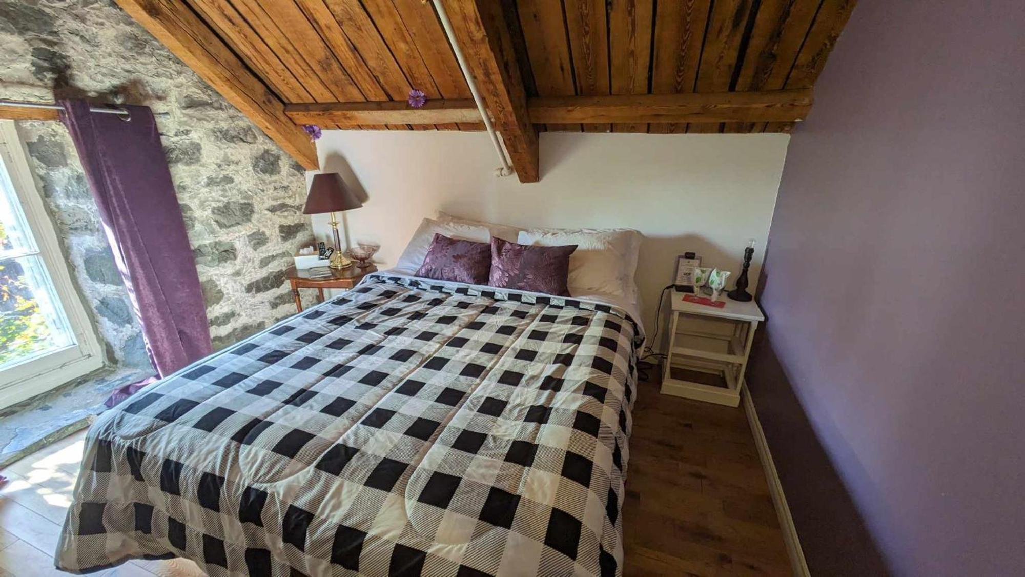 La Maison Rousseau Hotel Montmagny Quarto foto