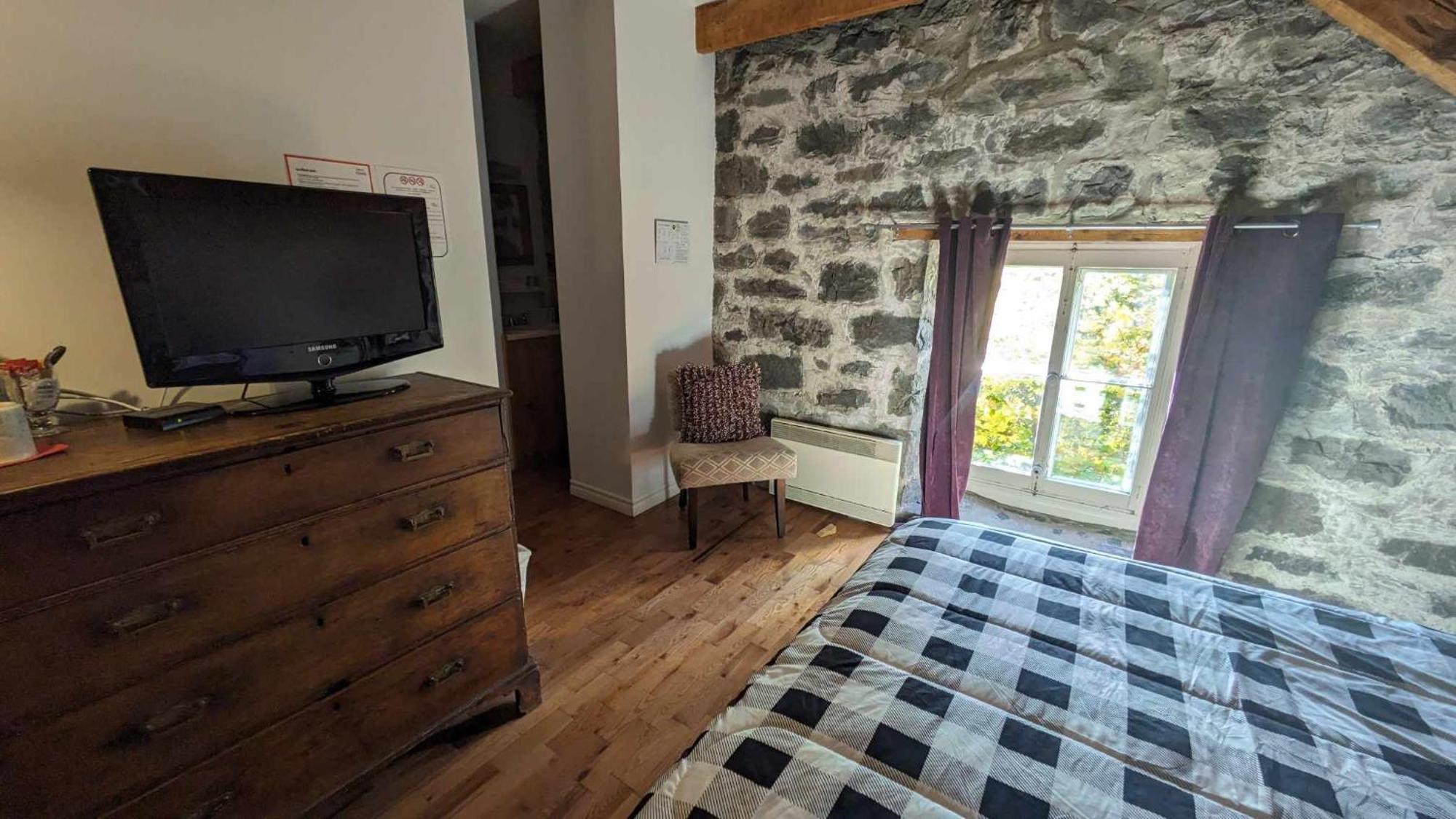La Maison Rousseau Hotel Montmagny Quarto foto
